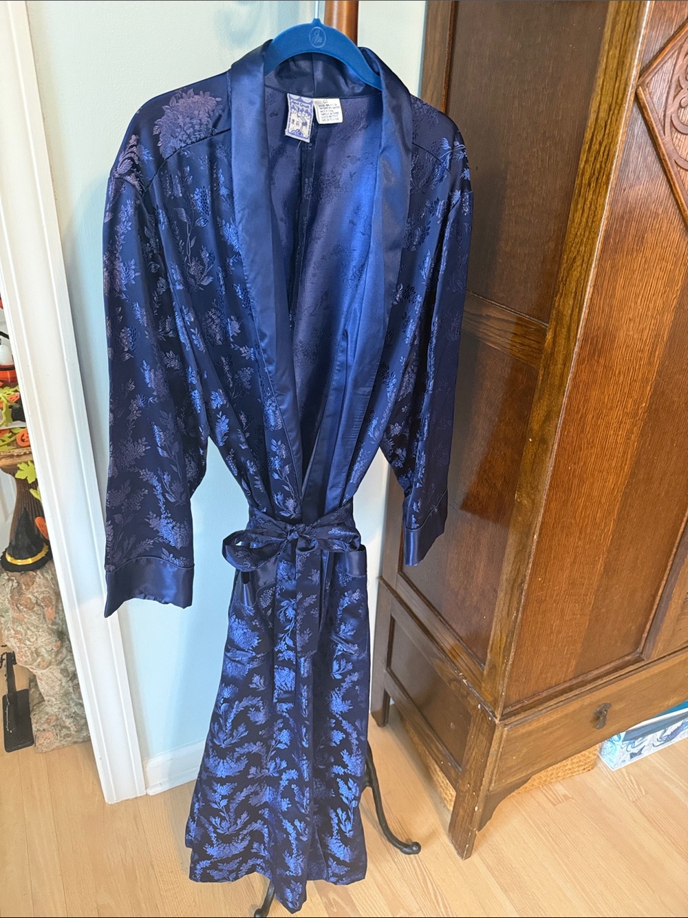 Vintage April Cornell Robe